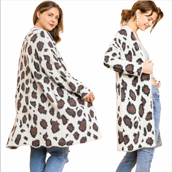 SALE Umgee Fuzzy Cream Leopard Print Cardigan S - Picture 2 of 5